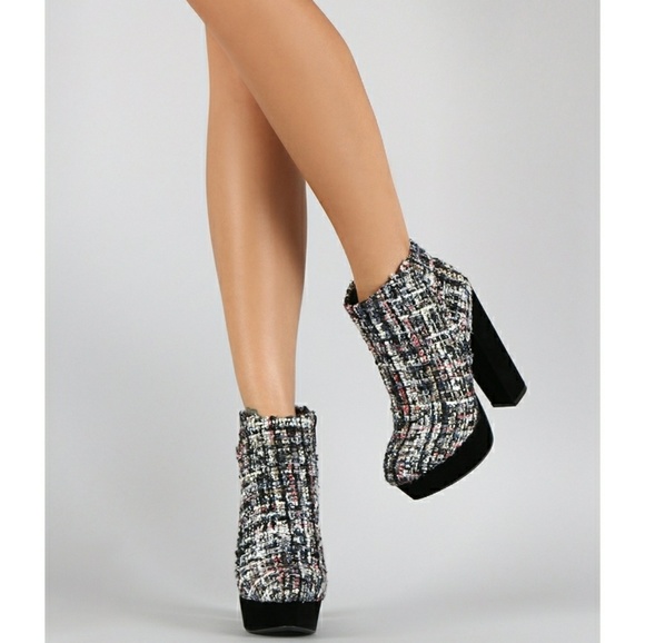 BAMBOO Shoes - Tweed platform booties